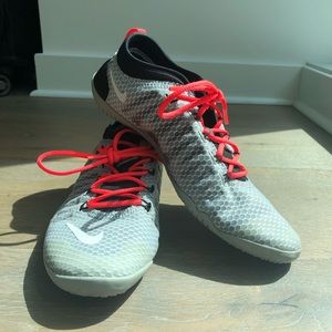 ‼️Price Drop‼️ Nike 1.0 Cross Bionic - women’s 6.5
